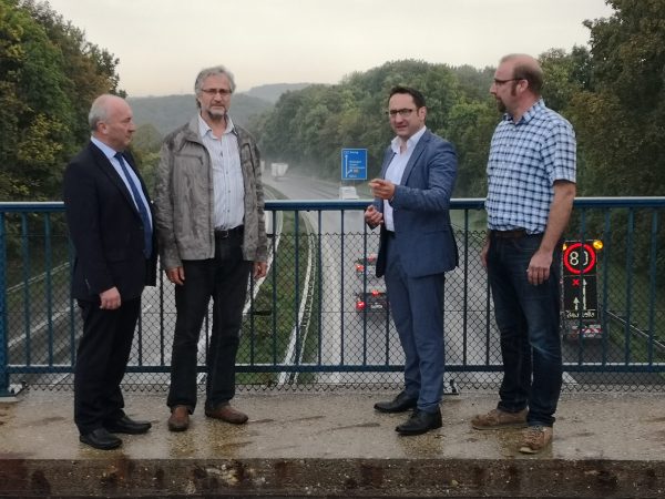 Fordern mehr Einsatz der CSU für Bürgerinteressen: Bürgermeister Helmut Sammüller, der Nittendorfer UWG-Gemeinderat Ulrich Greth sowie Vorstandsmitglied Wolfgang Götz im Gespräch mit Landtagskandidat Tobias Gotthardt (2.v.r.